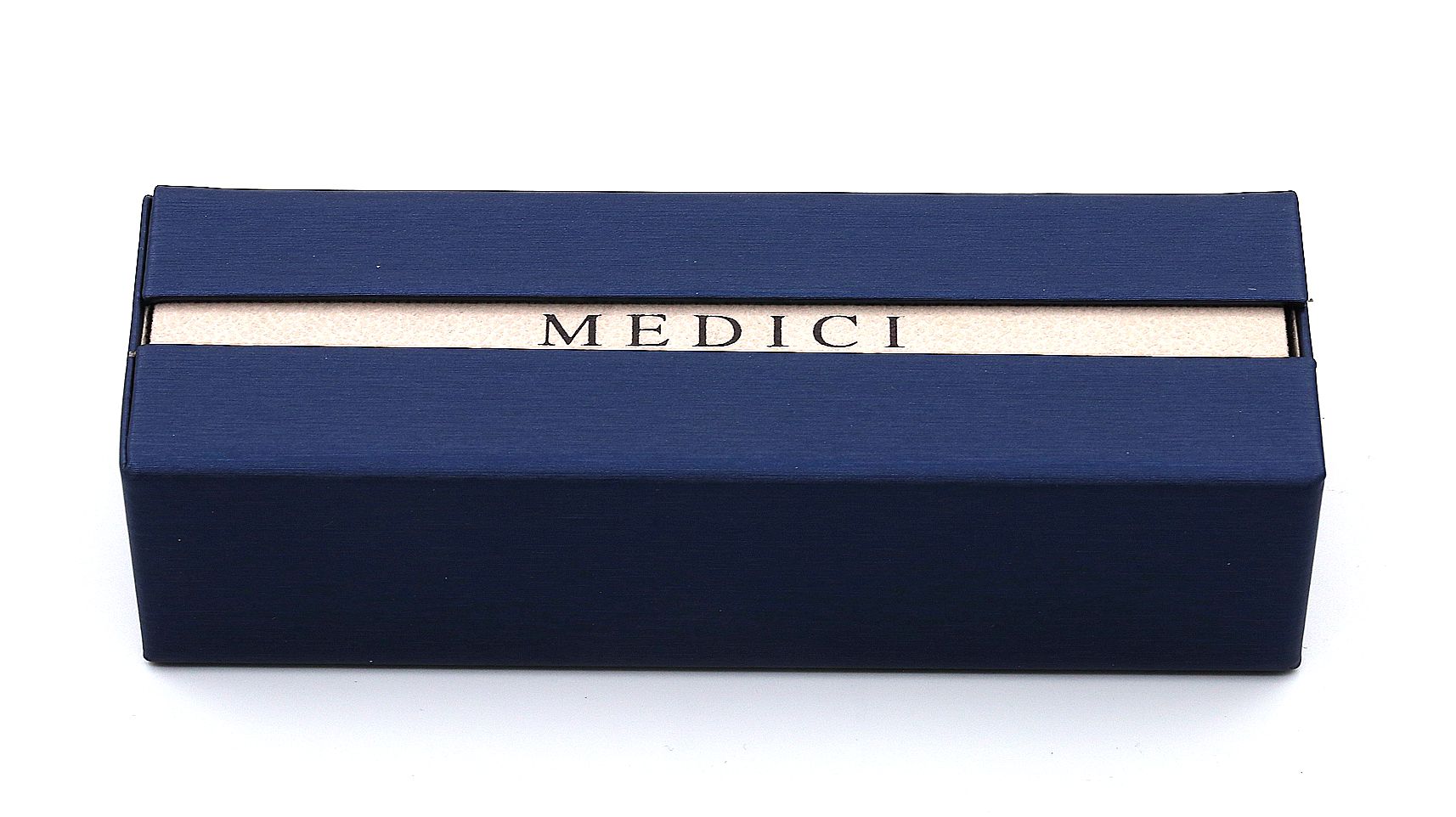 Футляр MEDICI