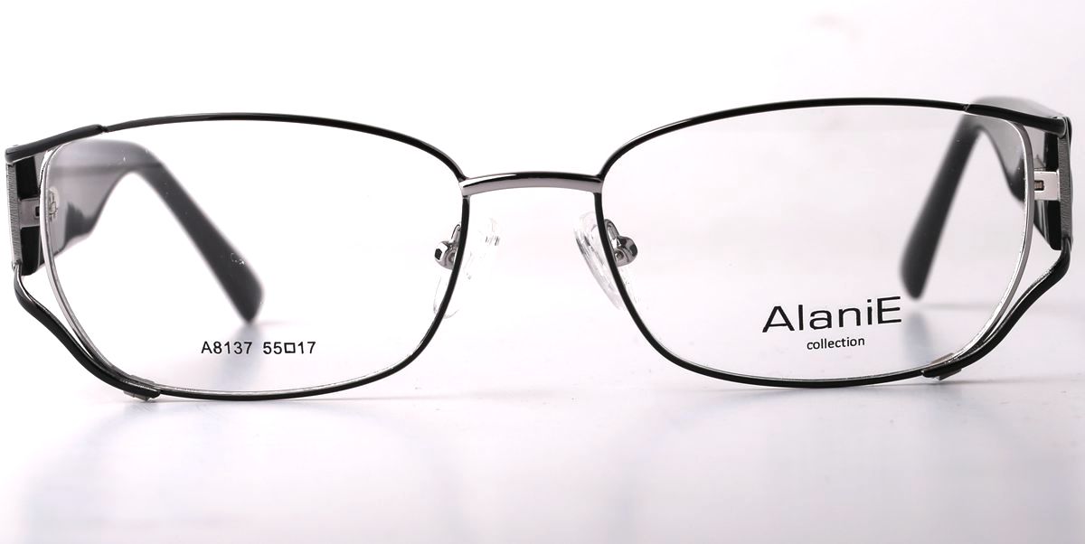 A8137